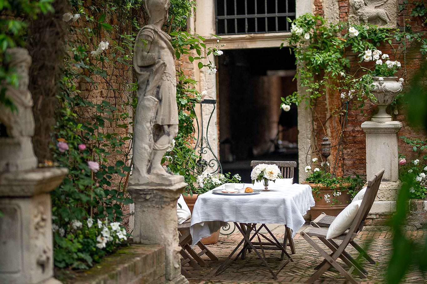 Cima Rosa Venise © Milda Bend. Cima Rosa Venise © Milda Bend.